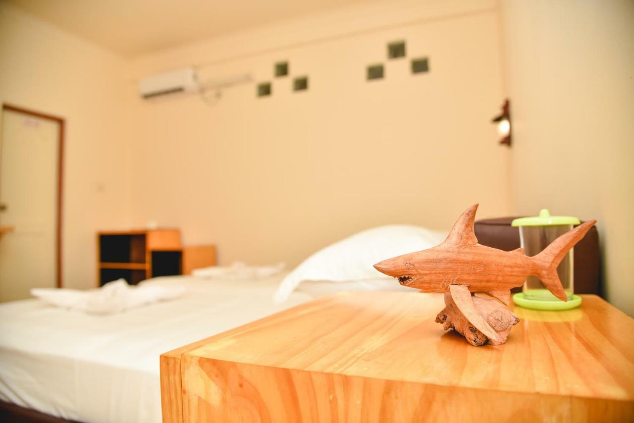 Equatorial Divers Lodge Addu-atollen Eksteriør bilde
