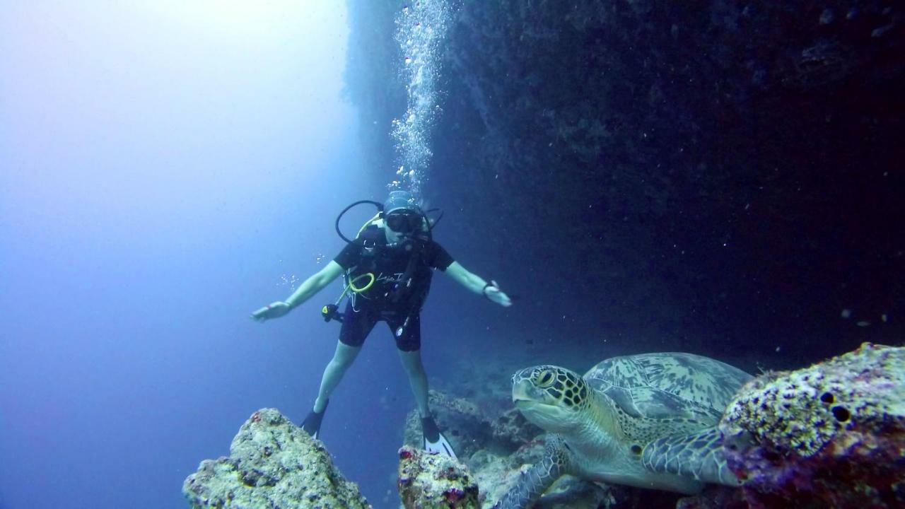 Equatorial Divers Lodge Addu-atollen Eksteriør bilde